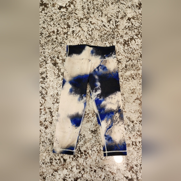 Lululemon leggings - size 6 - Picture 1 of 3